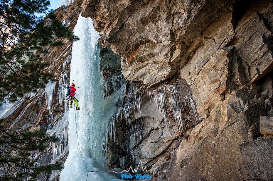 This image has an empty alt attribute; its file name is 2017-01-04-065-Cogne.jpg